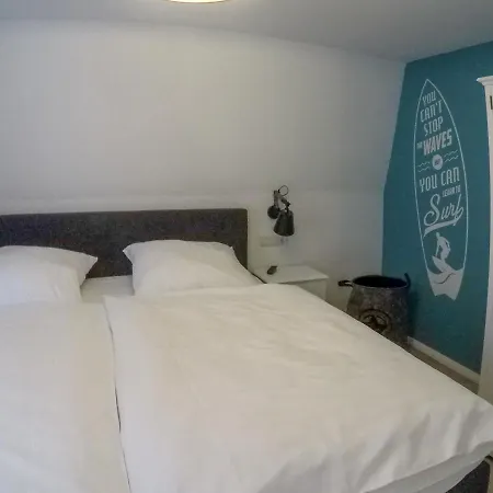 Beachhouse Apartament *