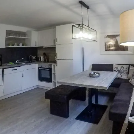 Beachhouse Apartament *